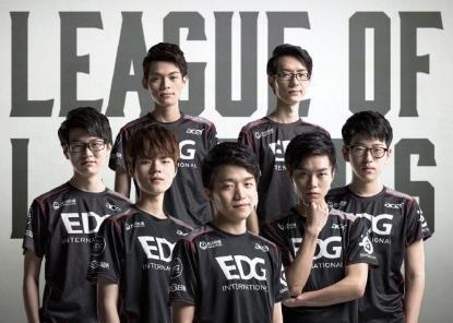 着斯特拉斯 着斯特拉斯